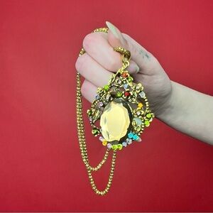 Beautiful gold chain necklace with giant stone pendant. 💛🤎‌‌‌